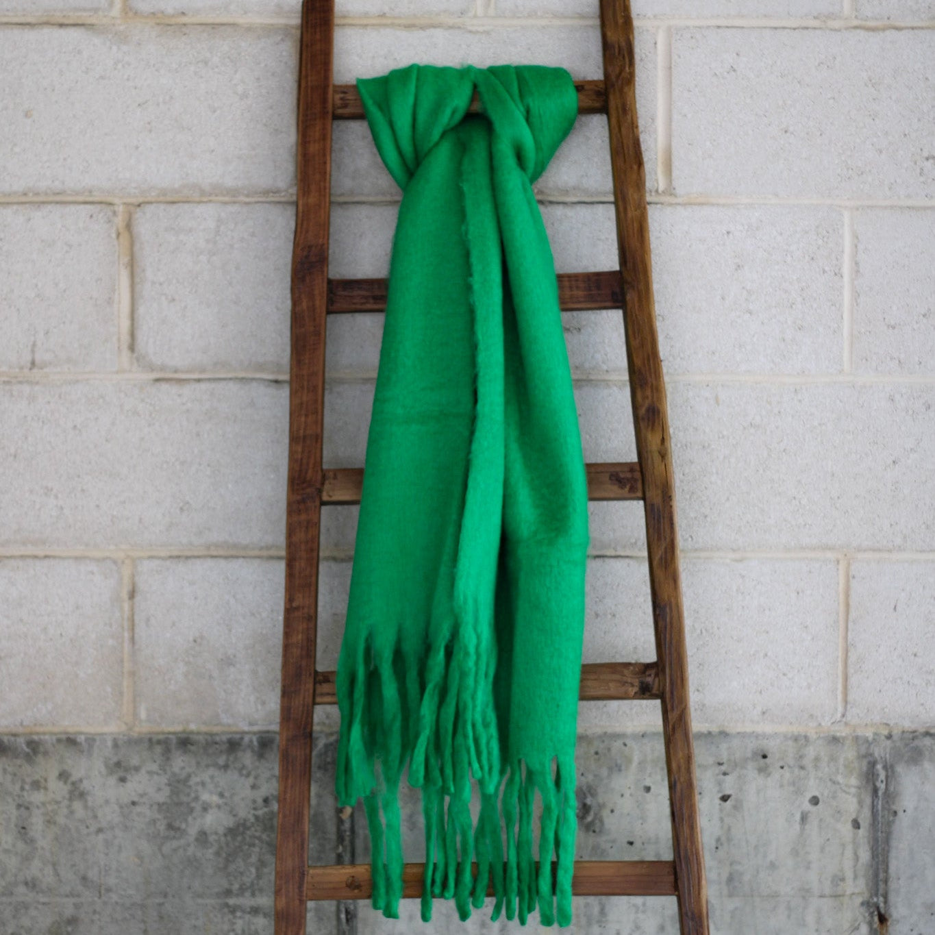 Classic Kelly Fringe Scarf