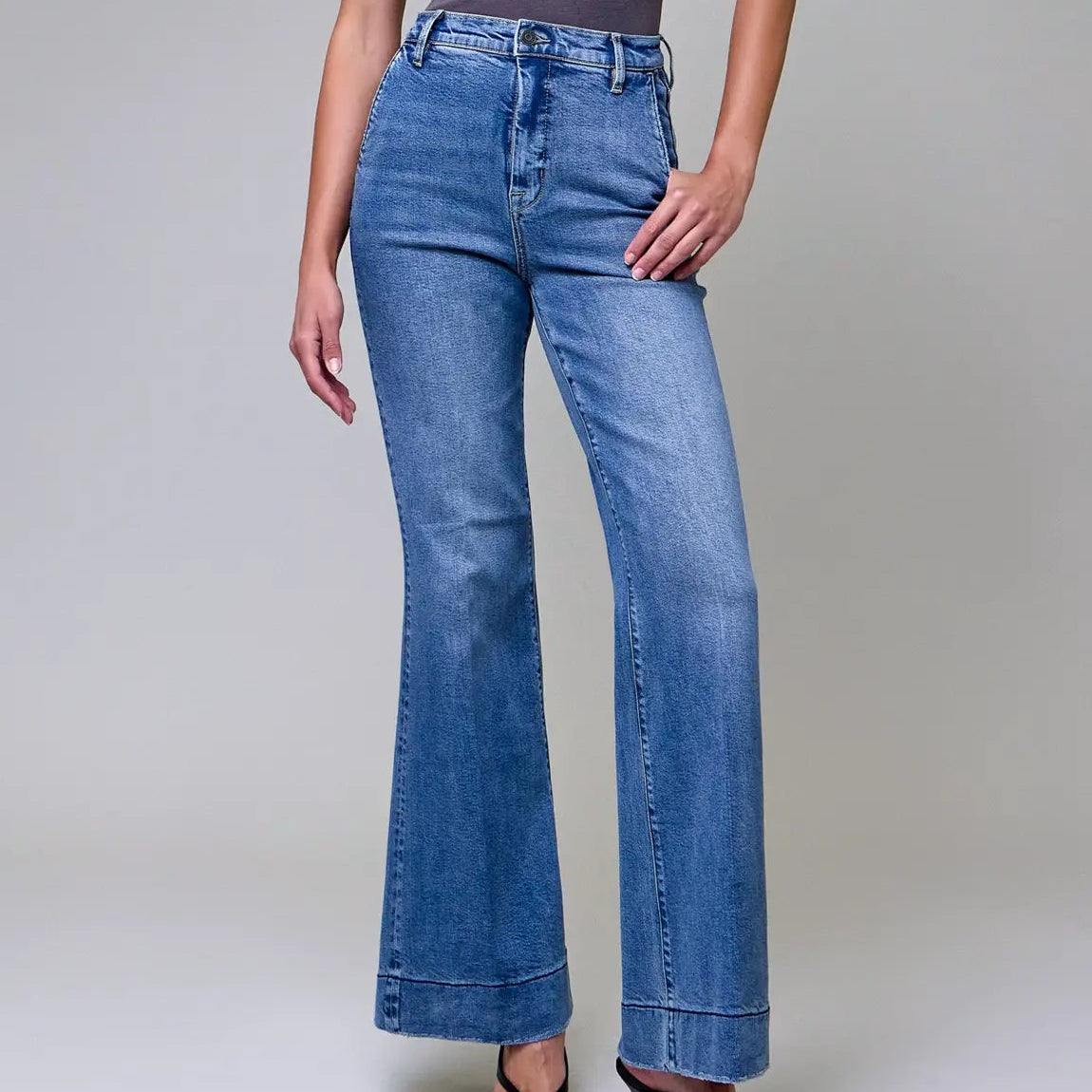 Hidden Happi Comfort Flare Jeans