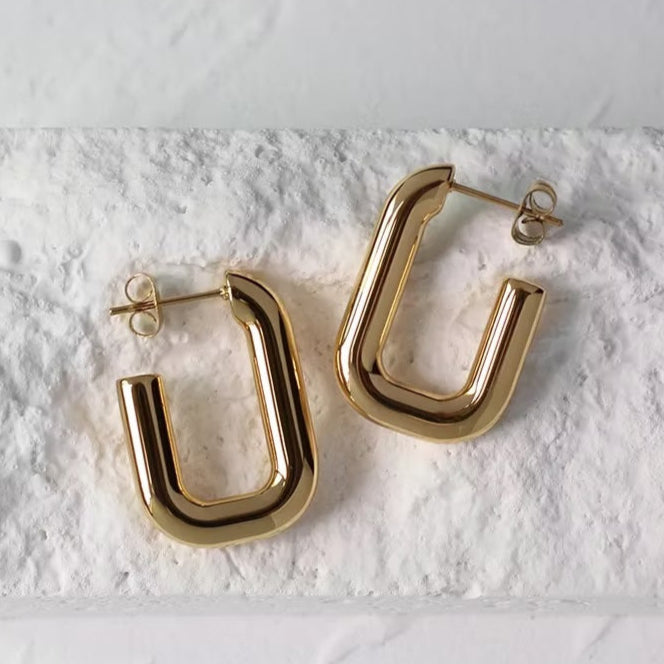 Yasmyn Hoops