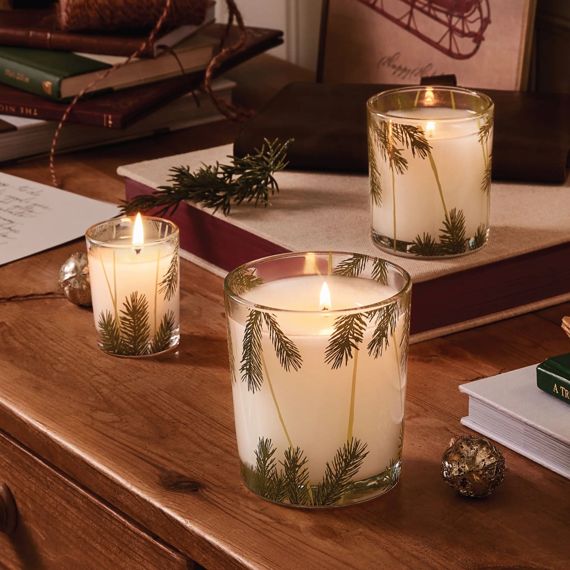 Frasier Fir 13 oz Heritage Pine Needle Poured Candle