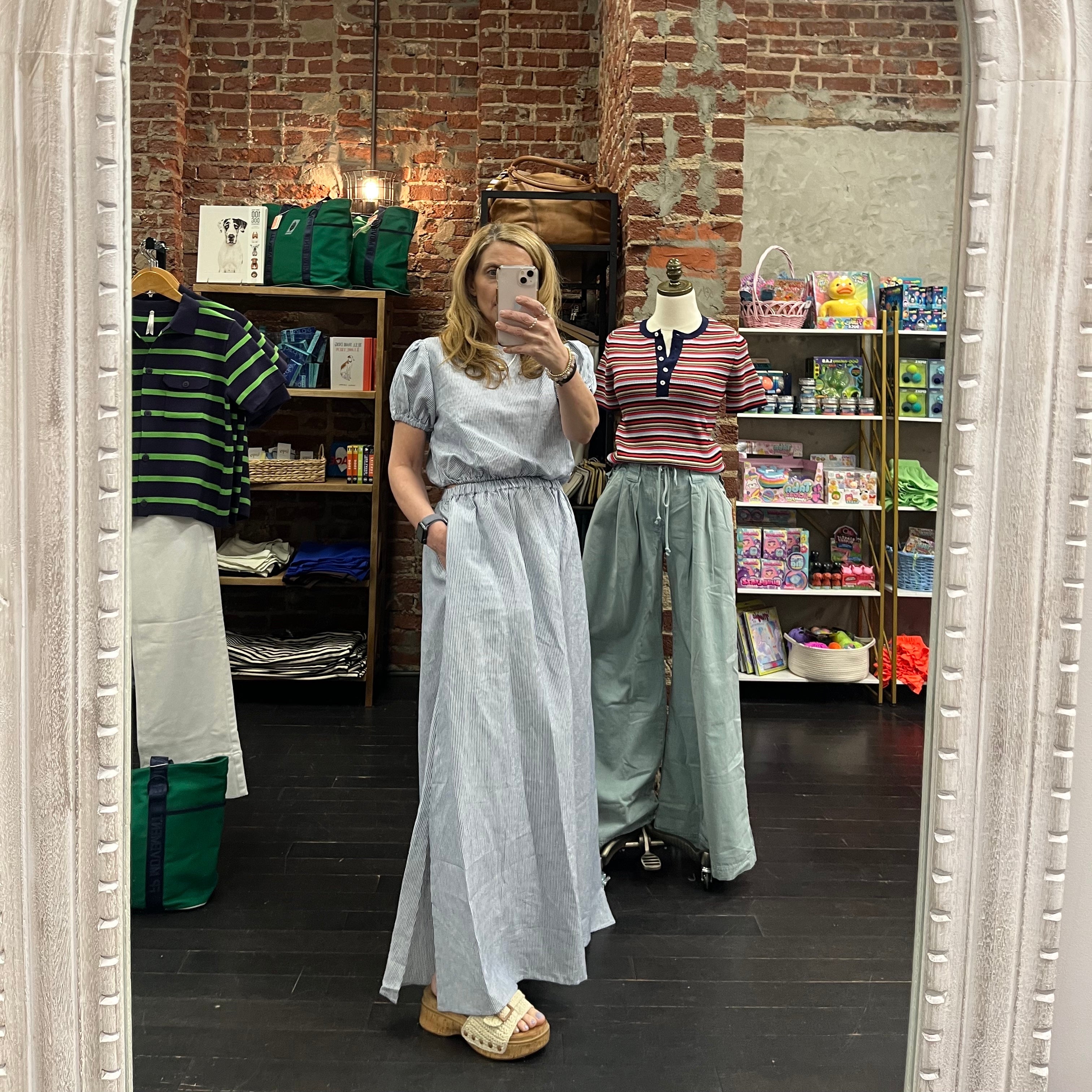 Aleah Cropped Linen Top