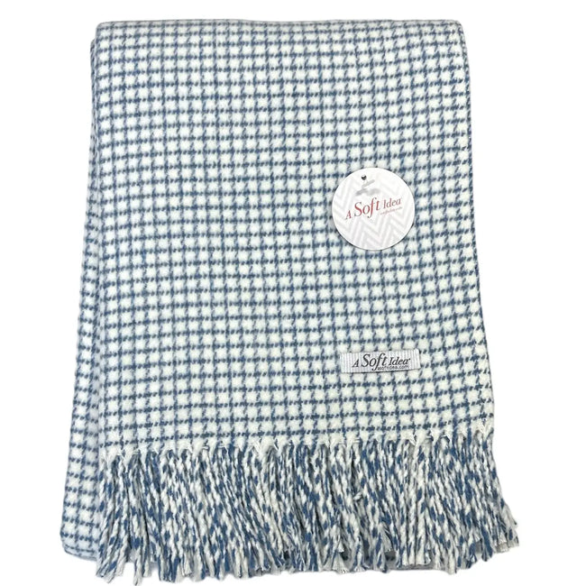 Check Throw Blanket Secondary image