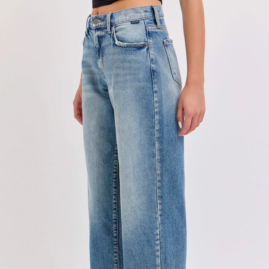 Mid Rise Baggy Dad Jeans