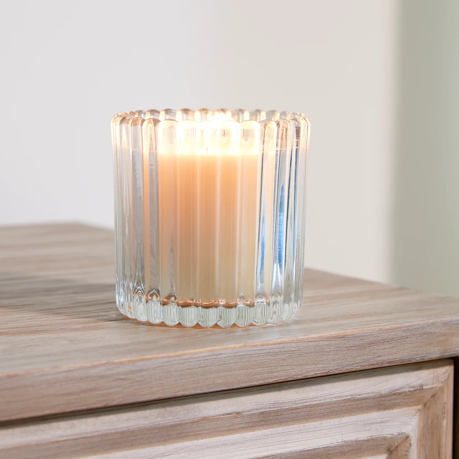 Fresh Linen Deco Glass Wick Candle