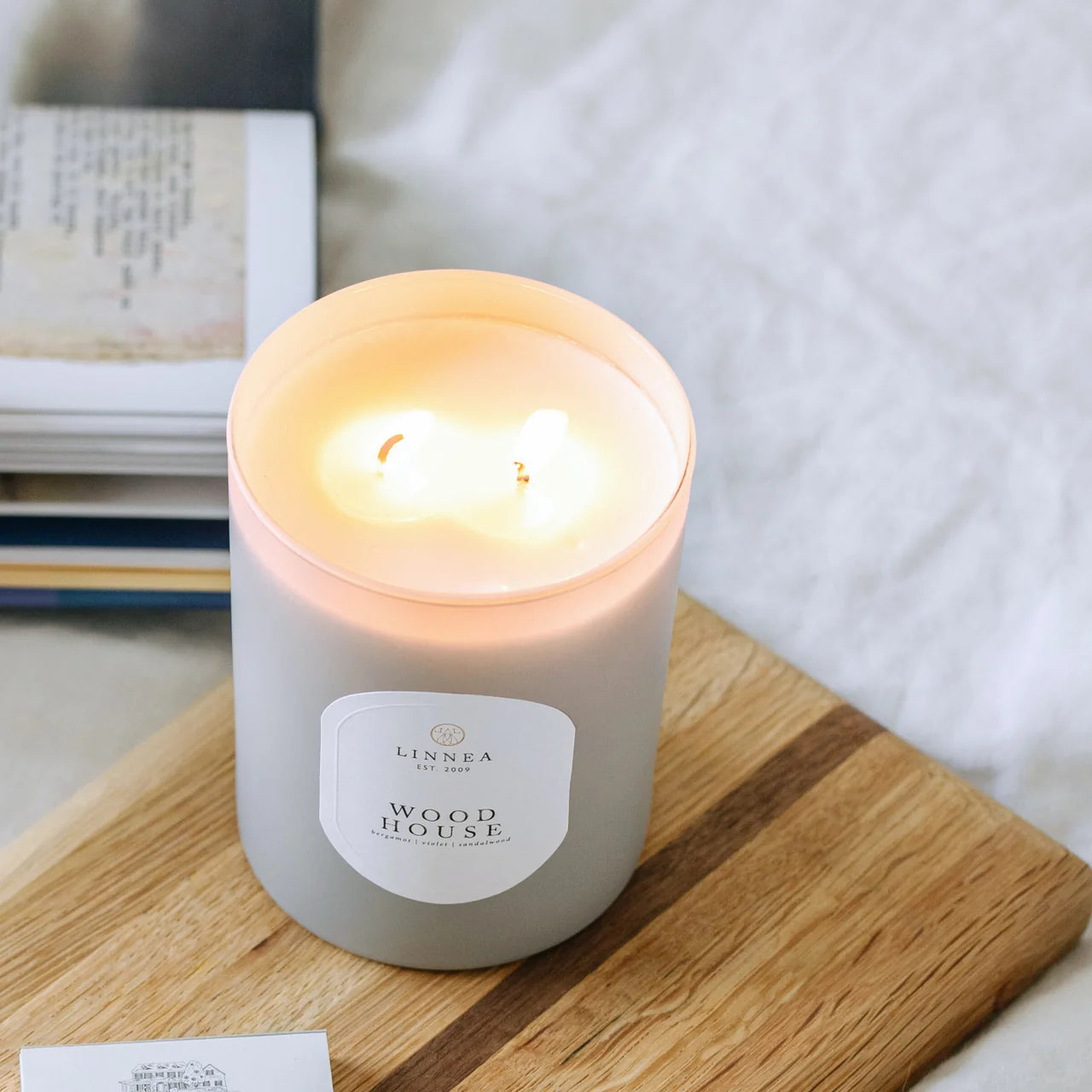 Linnea Large Candle Main image