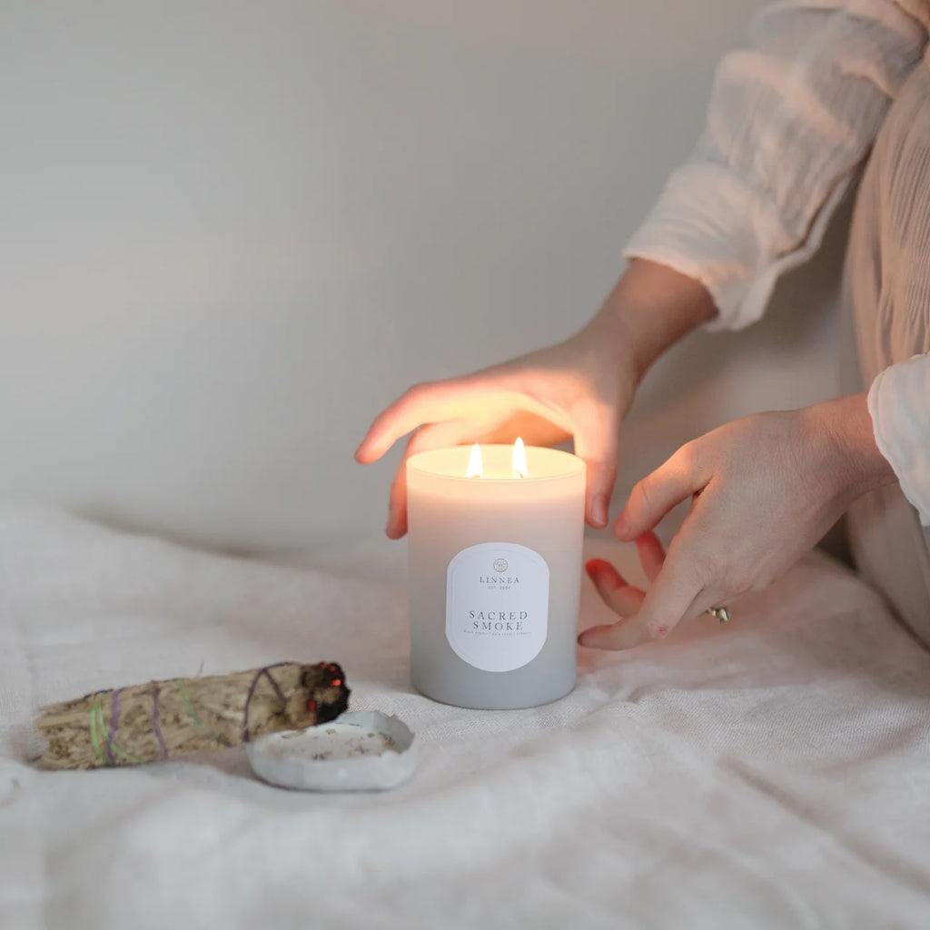 Linnea Large Candle