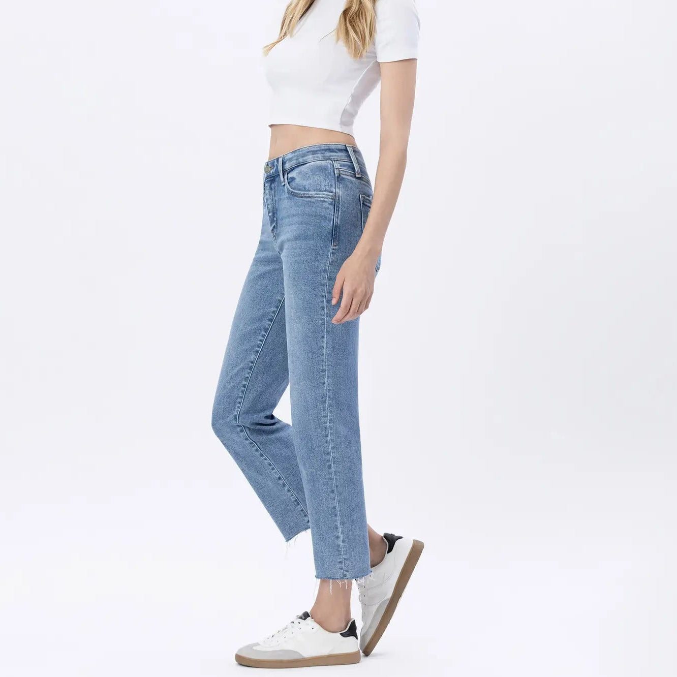 Mid Rise Straight Jean