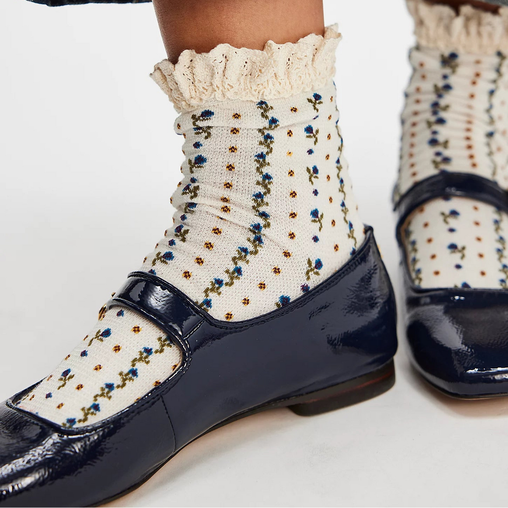 Free People Rosebud Waffle Knit Ankle Socks