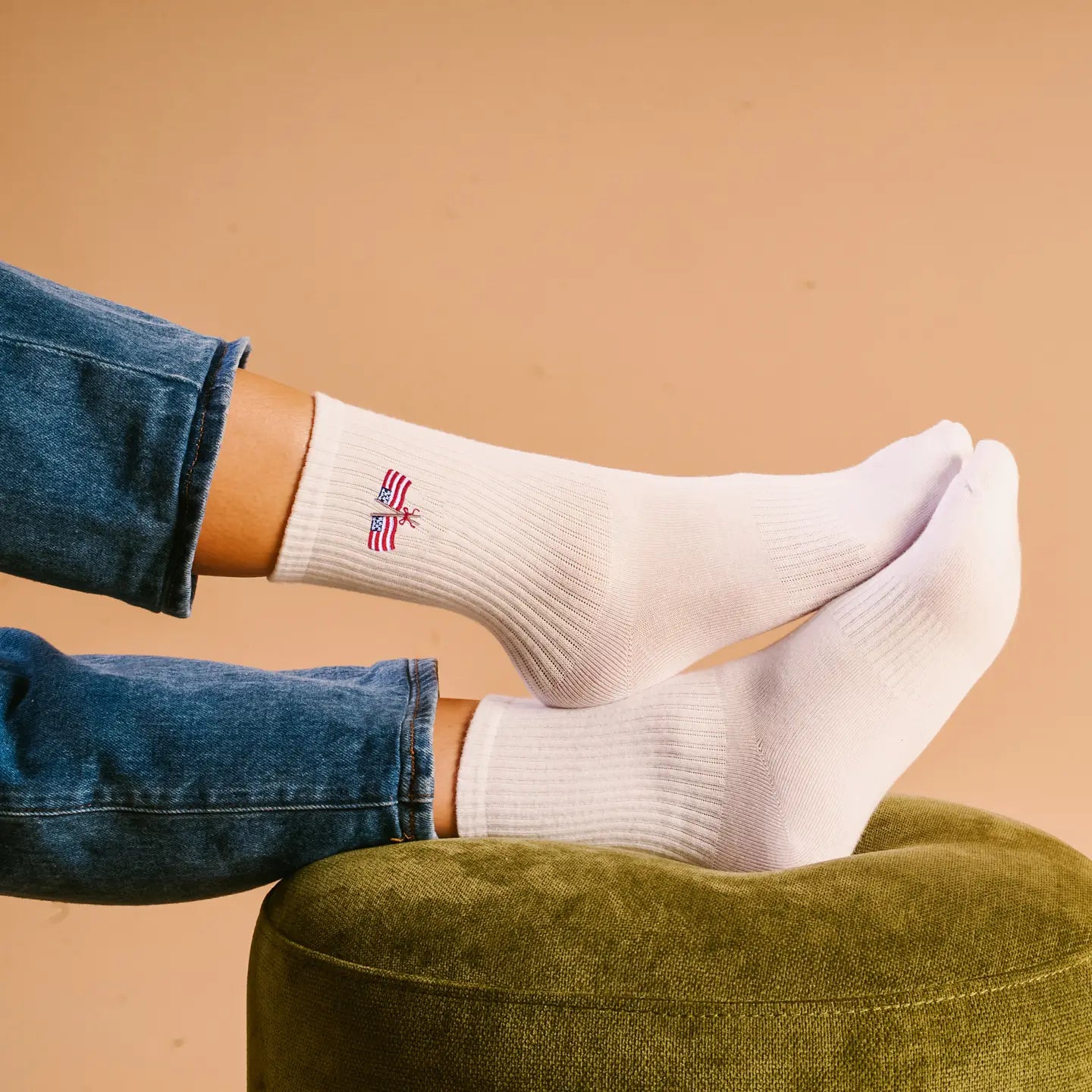 Embroidered Crew Socks
