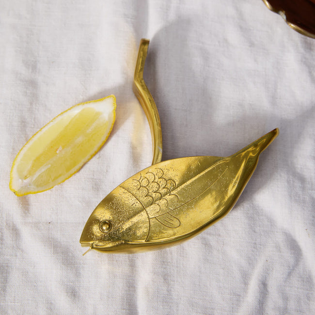 Stevie Fish Citrus Juicer Secondary image