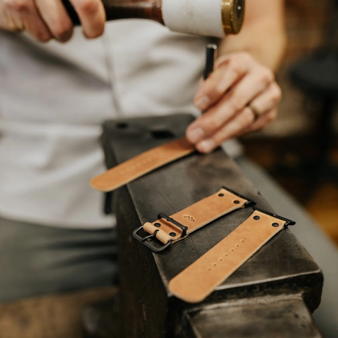 Men's Leather Apple Watch Band