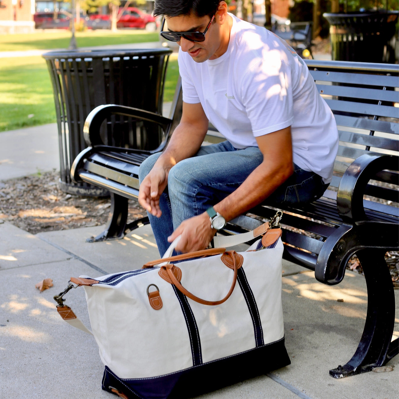 Weekender Tote Main image